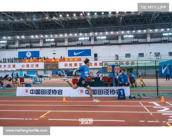 00 后新星 400 米狂飙破纪录!郑驰宇 45 秒 48 力压艾力西尔登顶国内第一 00 后新星 400 米狂飙破纪录!郑驰宇 45 秒 48 力压艾力西尔登顶国内第一